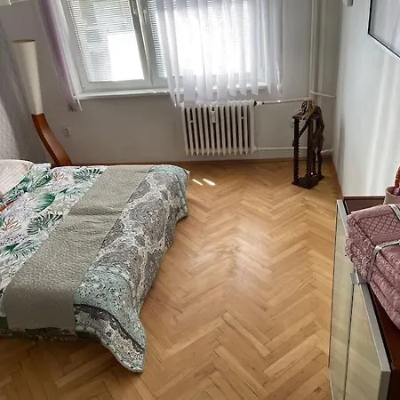 2,5 Izbovy V Ruzinove Lägenhet